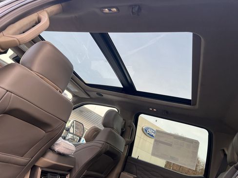 New 2026 Ford F350 Platinum w/ Platinum Plus Package image 19