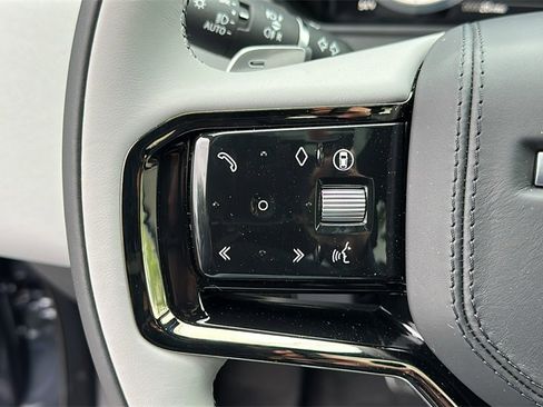 New 2026 Land Rover Range Rover Velar Dynamic SE image 14