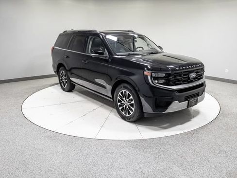 Used 2025 Ford Expedition Platinum AWD/4WD image 29