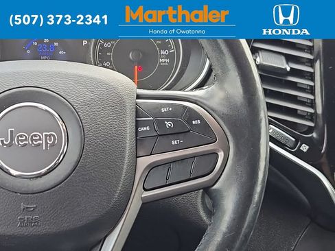 Used 2020 Jeep Cherokee Limited AWD/4WD image 25
