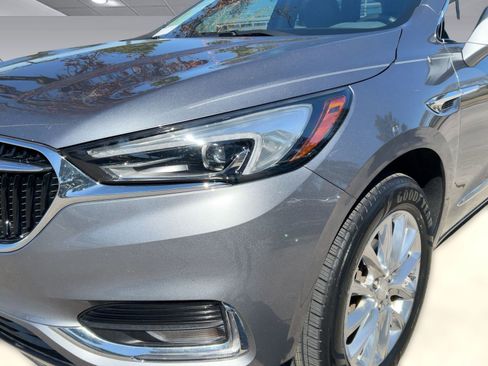 Certified 2020 Buick Enclave Essence image 10
