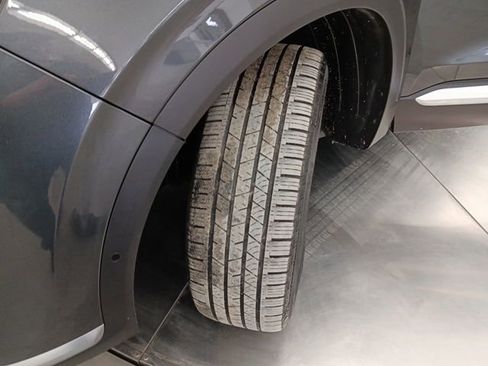 Used 2023 Hyundai Santa Fe Limited image 8