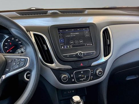 Used 2019 Chevrolet Equinox LT image 9