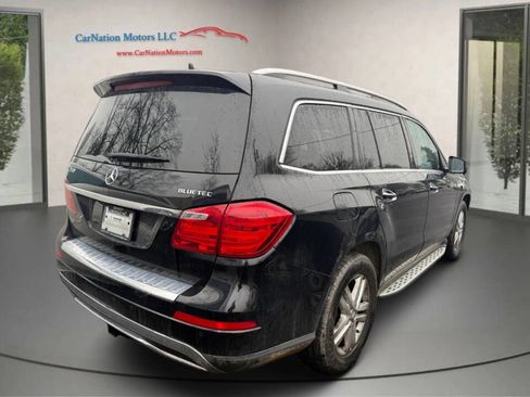 Used 2015 Mercedes-Benz GL 320 BlueTEC 4MATIC image 4