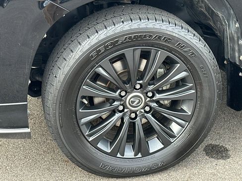 Used 2021 Lexus GX 460 Premium w/ Accessory Package AWD/4WD image 44