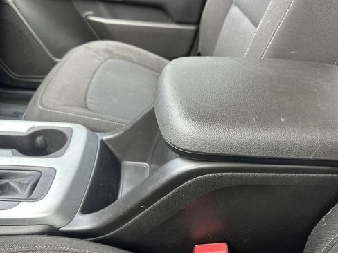 Used 2016 Chevrolet Colorado LT w/ Midnight Edition RWD image 32
