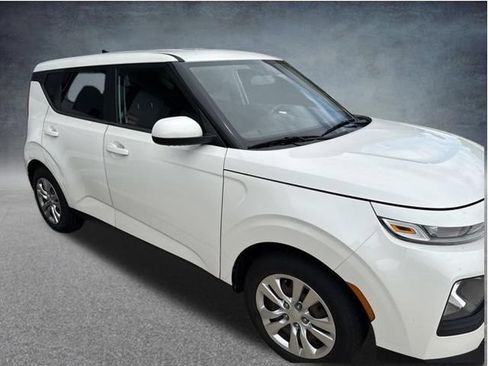 Used 2022 Kia Soul LX FWD image 48