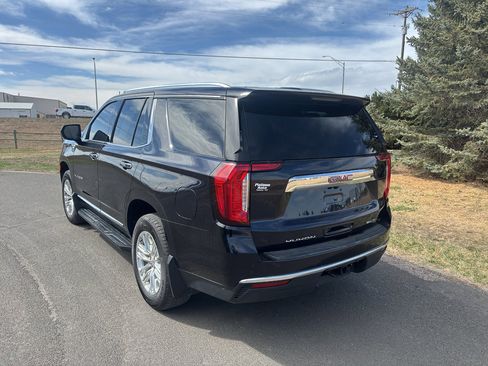 Used 2024 GMC Yukon SLT w/ Max Trailering Package image 8