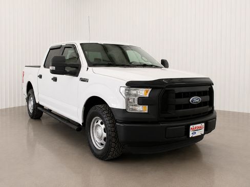Used 2015 Ford F150 XL w/ Equipment Group 101A Mid RWD image 3