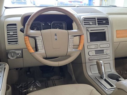 Used 2007 Lincoln MKX AWD image 19