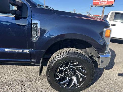 Used 2022 Ford F350 Lariat w/ Camper Package AWD/4WD image 5