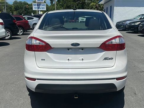 Used 2017 Ford Fiesta SE FWD image 10