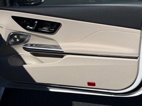 New 2026 Mercedes-Benz CLE 300 4MATIC Coupe image 25