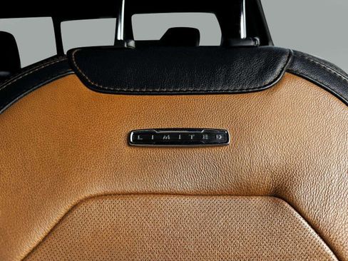 Used 2017 Ford F150 Limited image 21