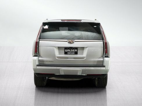 Used 2020 Cadillac Escalade ESV Premium Luxury AWD/4WD image 4