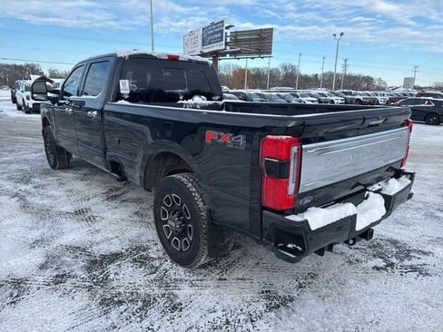 Used 2024 Ford F250 Platinum image 8