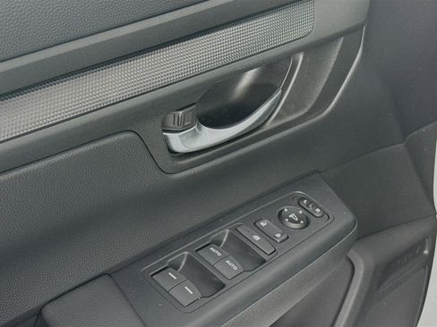 Certified 2024 Honda CR-V EX image 17