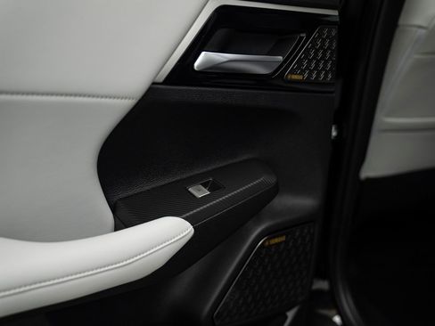 New 2026 Mitsubishi Outlander SE image 20