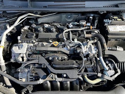 Used 2023 Toyota Corolla LE image 31