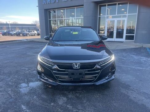Used 2022 Honda Accord Sport image 11