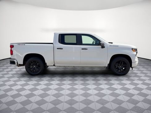 Certified 2024 Chevrolet Silverado 1500 Custom AWD/4WD image 8