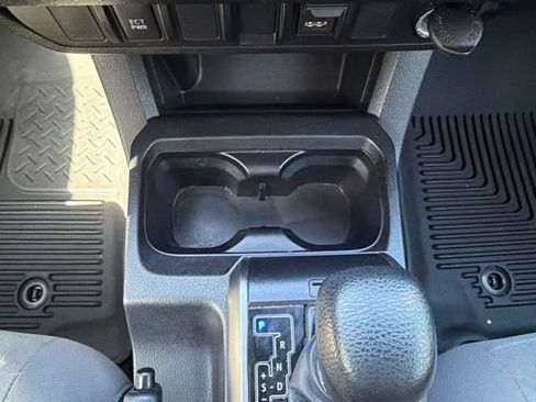 Used 2023 Toyota Tacoma SR5 RWD image 26
