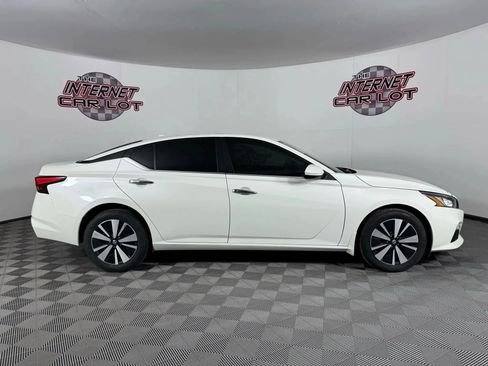 Used 2021 Nissan Altima 2.5 SV image 8