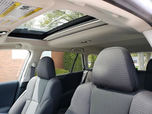 Used 2020 Subaru Outback Premium AWD/4WD image 10