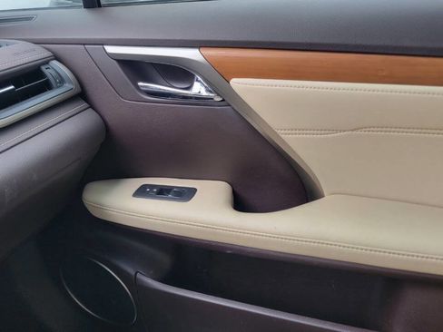 Used 2017 Lexus RX 450h AWD image 25