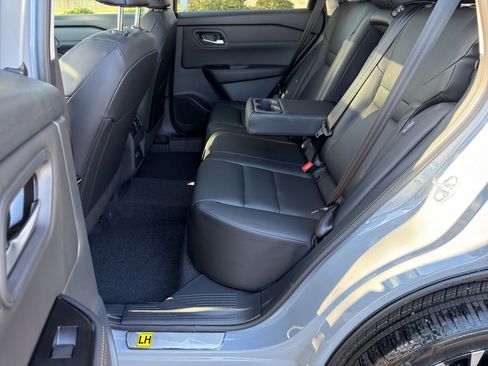 New 2026 Nissan Rogue SV image 28