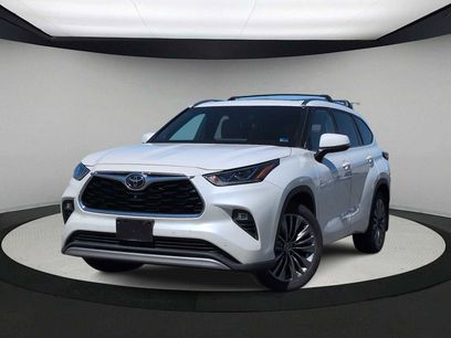 Used 2021 Toyota Highlander Platinum