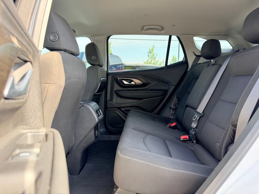 Used 2024 GMC Terrain SLE FWD image 14