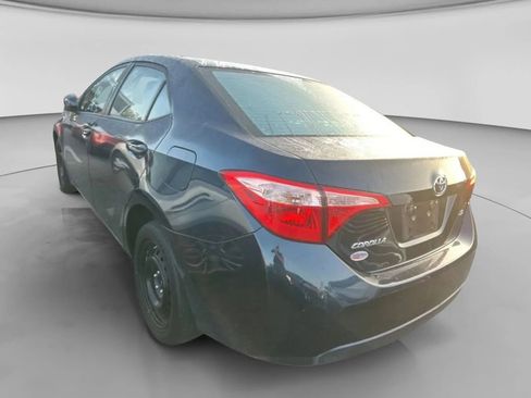 Used 2018 Toyota Corolla LE FWD image 5