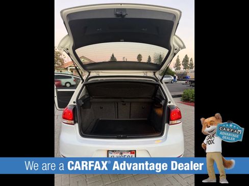 Used 2010 Volkswagen Golf 2-Door image 24