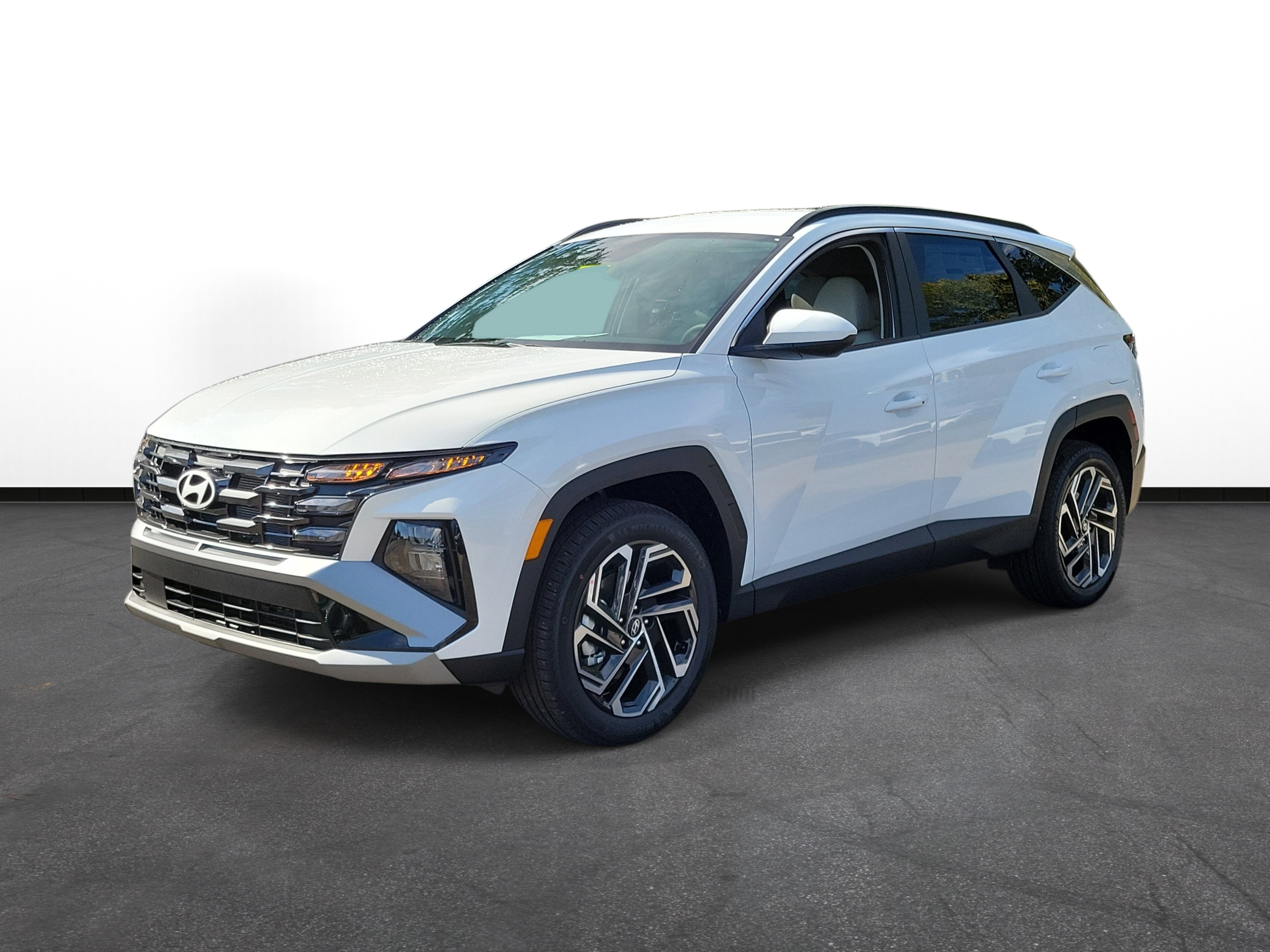 New 2026 Hyundai Tucson SEL Plus w/ Tow & Go Package AWD/4WD image 2