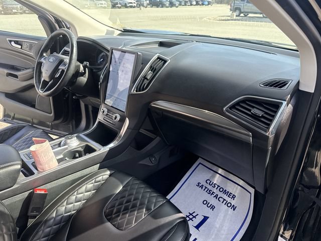 Used 2024 Ford Edge Titanium AWD/4WD image 30