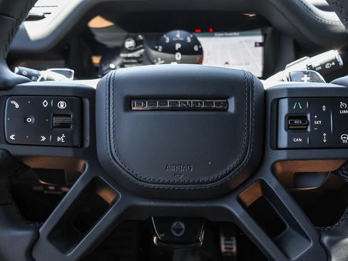 New 2026 Land Rover Defender 110 AWD/4WD image 34