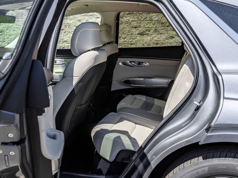 New 2026 Genesis GV70 2.5T Select AWD/4WD image 9