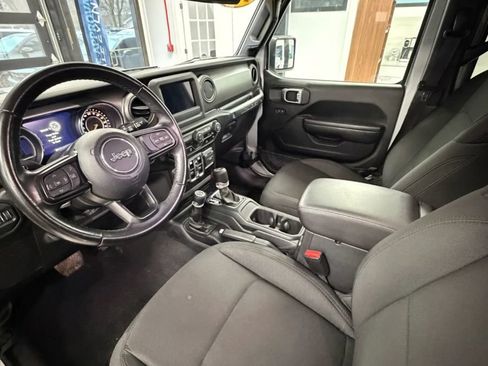 Used 2022 Jeep Wrangler Unlimited Sport AWD/4WD image 10