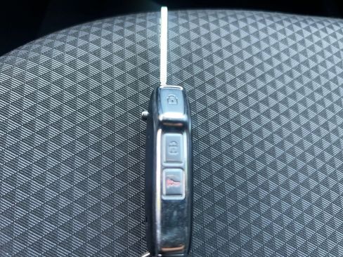 Used 2025 Kia Soul LX w/ LX Technology Package FWD image 18