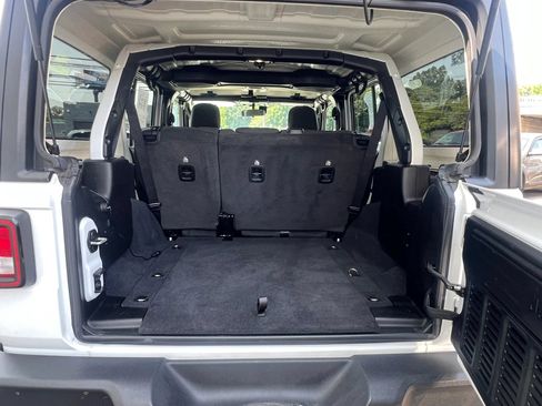 Used 2020 Jeep Wrangler Unlimited Sport S AWD/4WD image 11