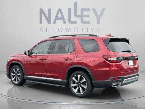 Certified 2023 Honda Pilot Elite image 3