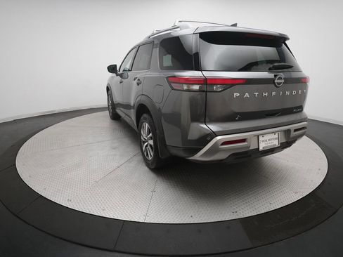 Certified 2024 Nissan Pathfinder SL image 35