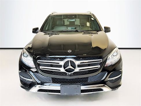 Used 2018 Mercedes-Benz GLE 350 4MATIC image 2