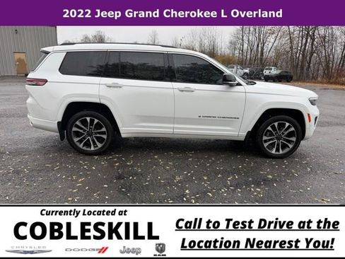 Used 2022 Jeep Grand Cherokee L Overland w/ Luxury Tech Group IV image 3