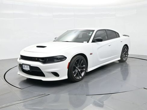 Used 2023 Dodge Charger Scat Pack image 2