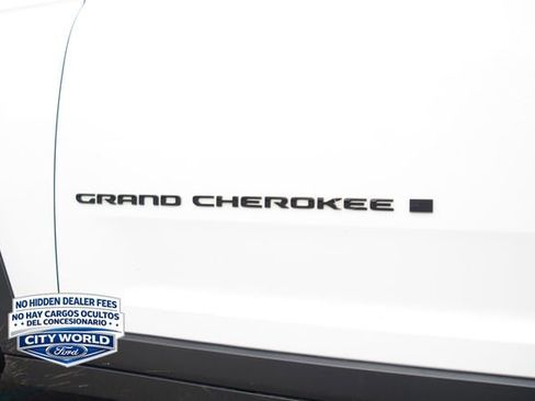 Used 2021 Jeep Grand Cherokee L Laredo AWD/4WD image 6