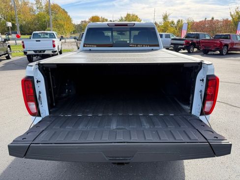 Used 2023 GMC Sierra 2500 SLE w/ SLE Value Package; image 37
