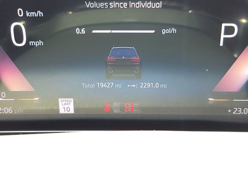 Used 2024 BMW X7 xDrive40i image 31