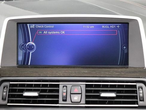 Used 2012 BMW 650i Convertible image 32